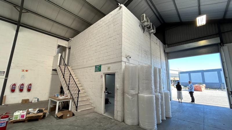 To Let commercial Property for Rent in Rivergate Western Cape